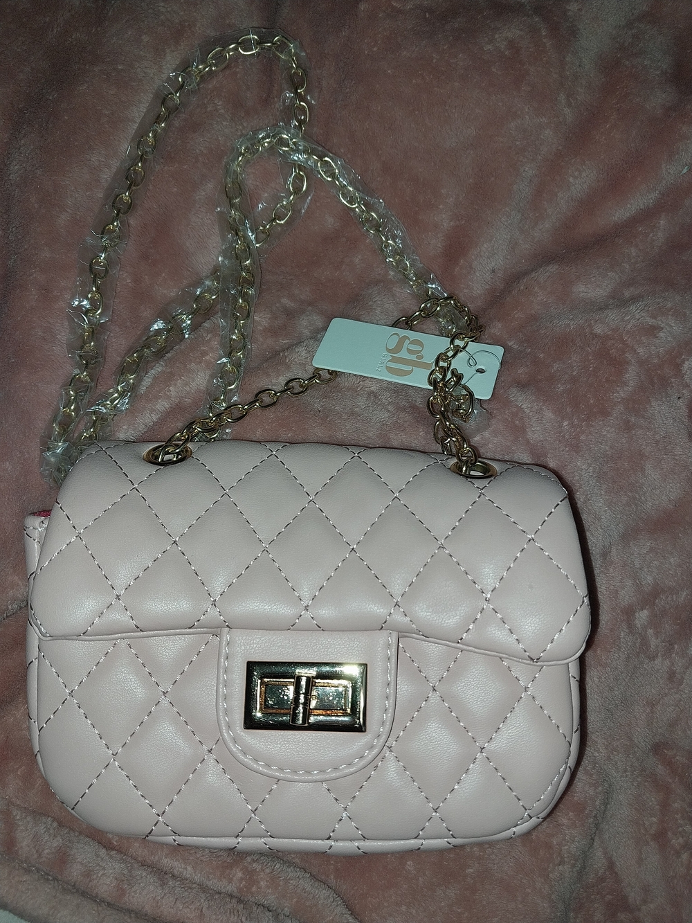 Gianni Bini Quilted Shoulder Bag in Light Pink with Gold Chain